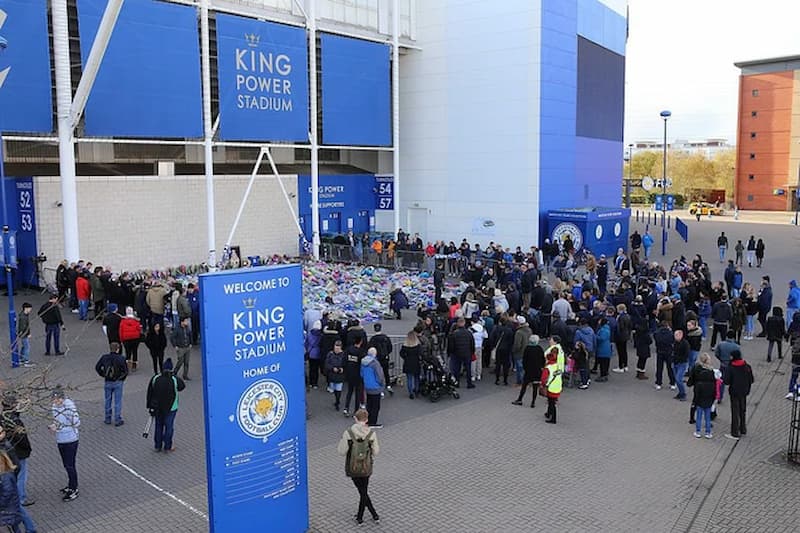 Leicester City xuống hạng là bài học cho rất nhiều đội bóng 